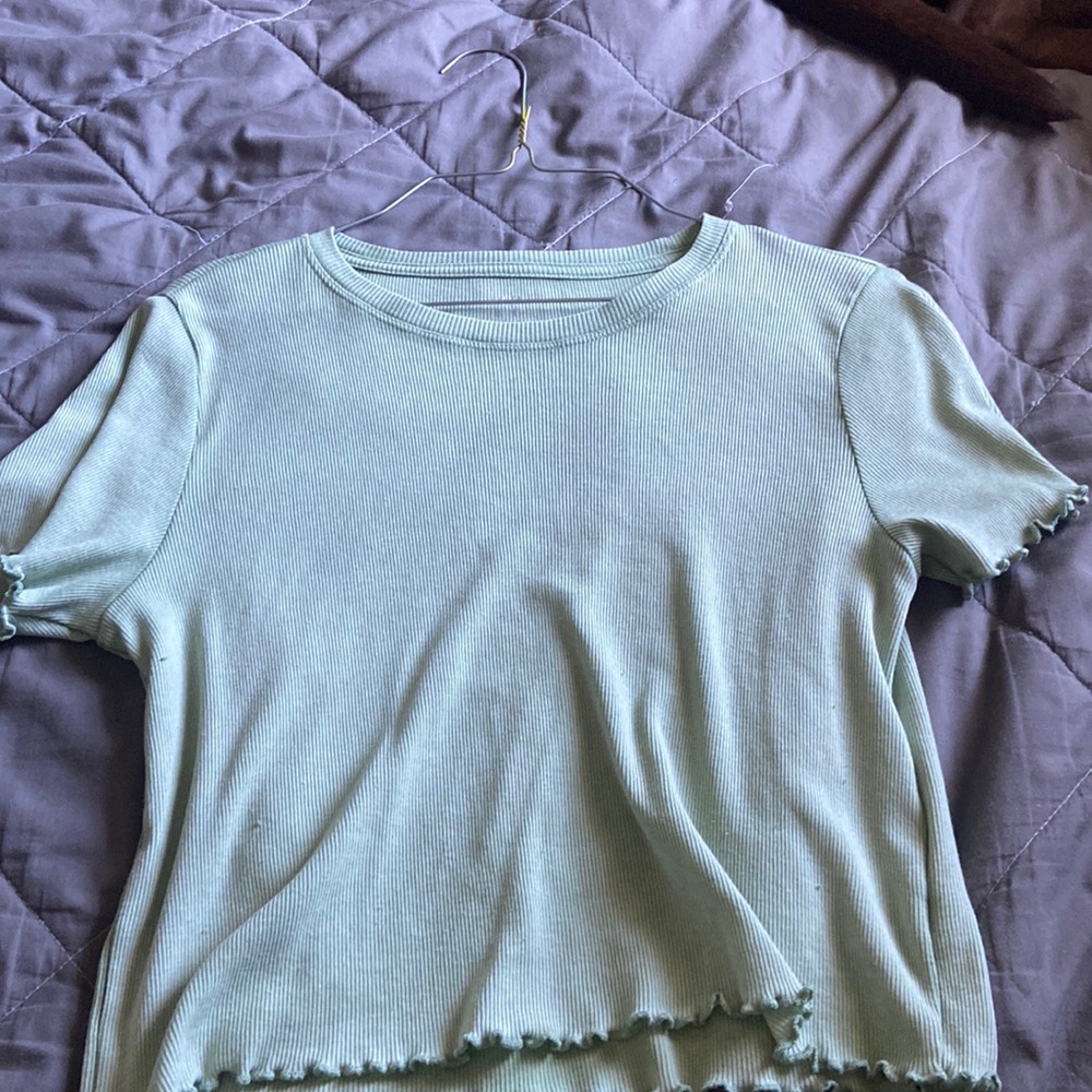 green crop top